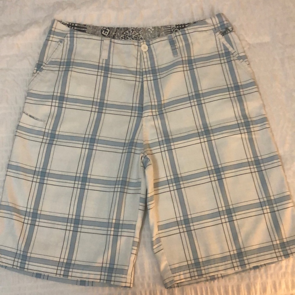 Men’s Quicksilver shorts
